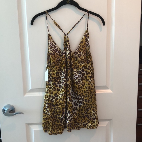 Blu Moon Sexy V Tank Top - Picture 8 of 13